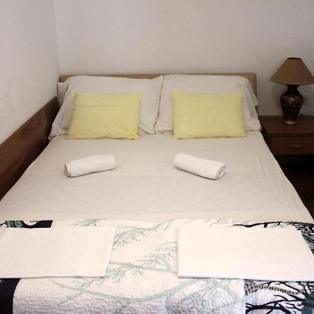 Apartment Krajacic Krk Town Exterior foto